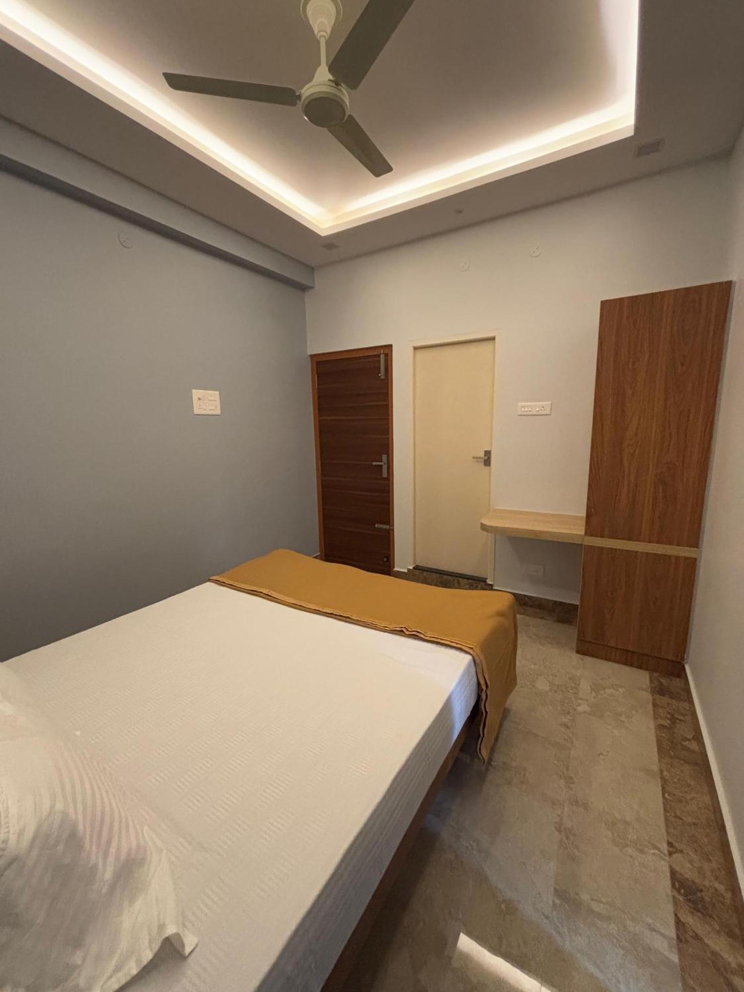 Srirangam Nandavanam Service Apartments Tiruchirappalli ภายนอก รูปภาพ