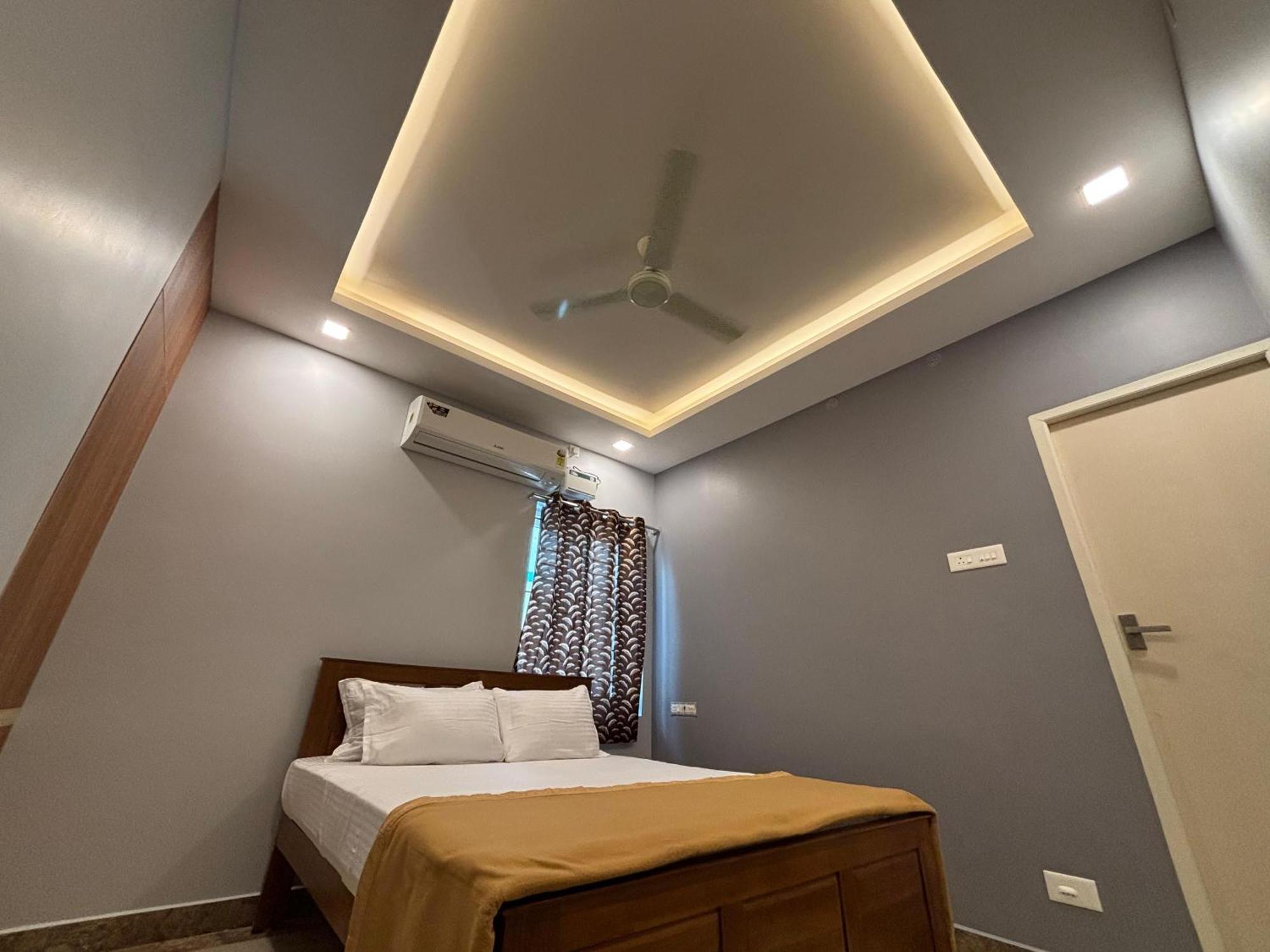 Srirangam Nandavanam Service Apartments Tiruchirappalli ภายนอก รูปภาพ