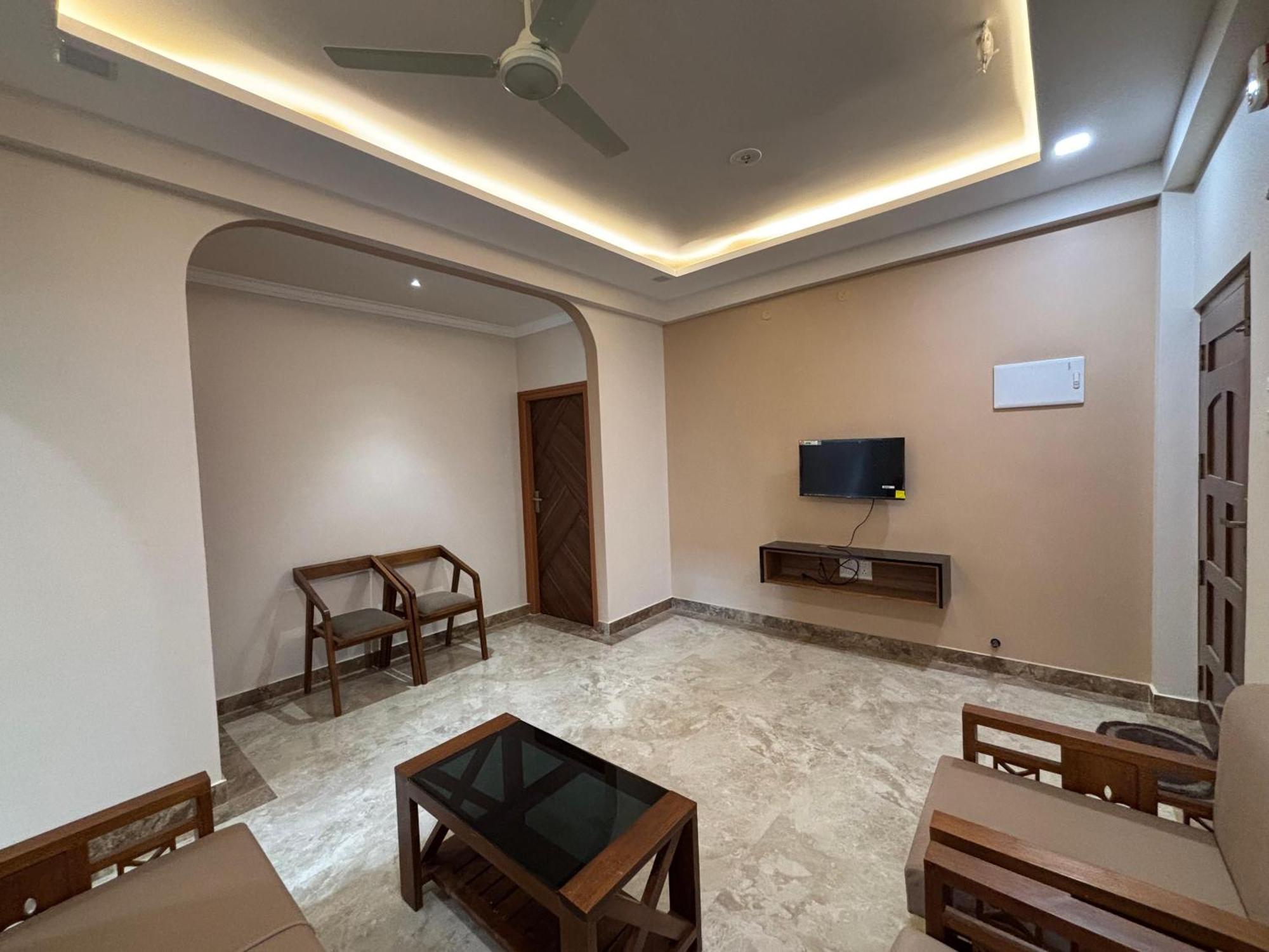 Srirangam Nandavanam Service Apartments Tiruchirappalli ห้อง รูปภาพ