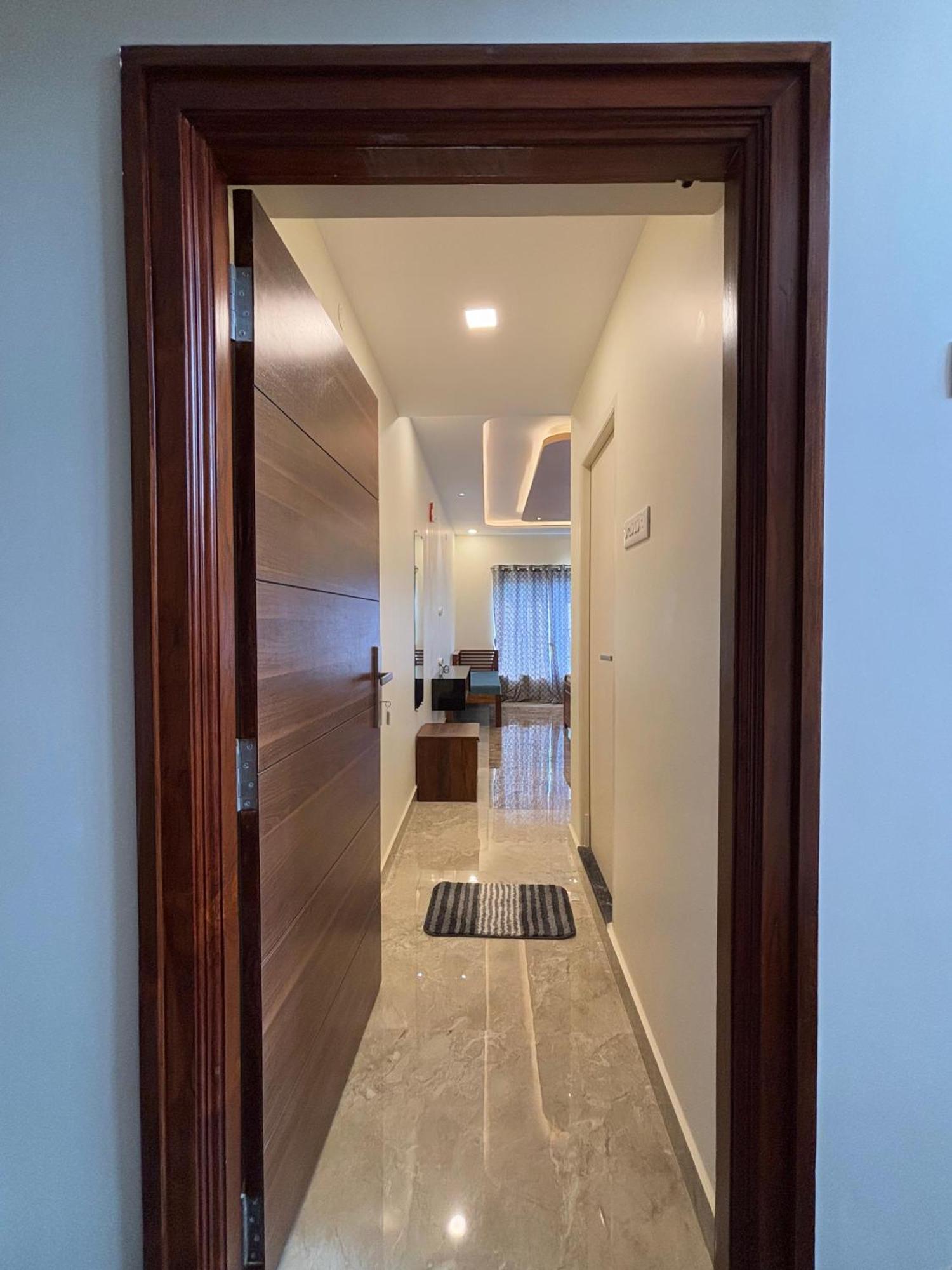Srirangam Nandavanam Service Apartments Tiruchirappalli ภายนอก รูปภาพ
