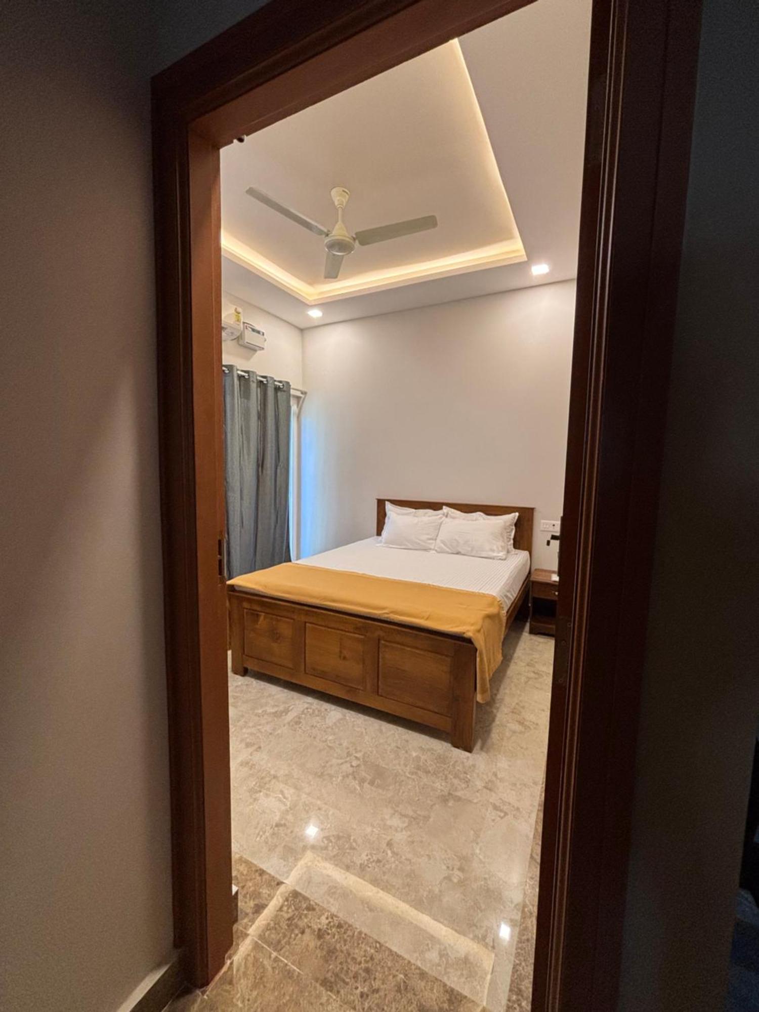 Srirangam Nandavanam Service Apartments Tiruchirappalli ภายนอก รูปภาพ